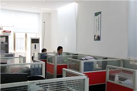 玺世金属办公环境